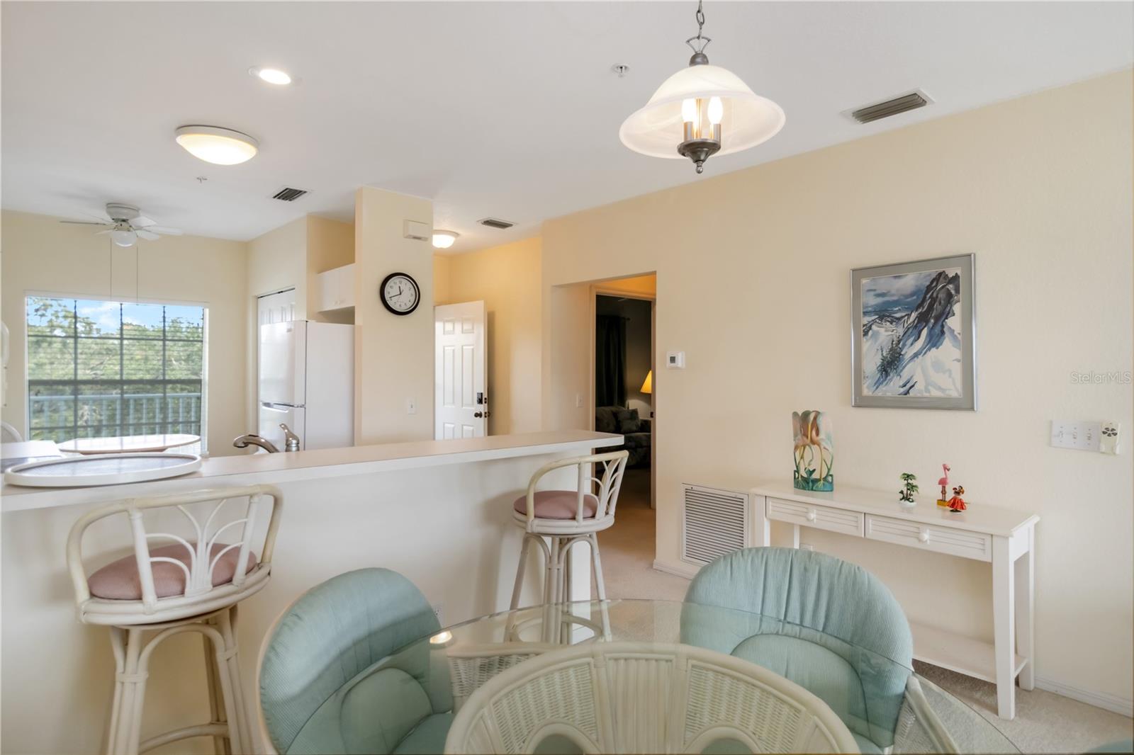 Image 11 of 35 For 19385 Water Oak Drive 302