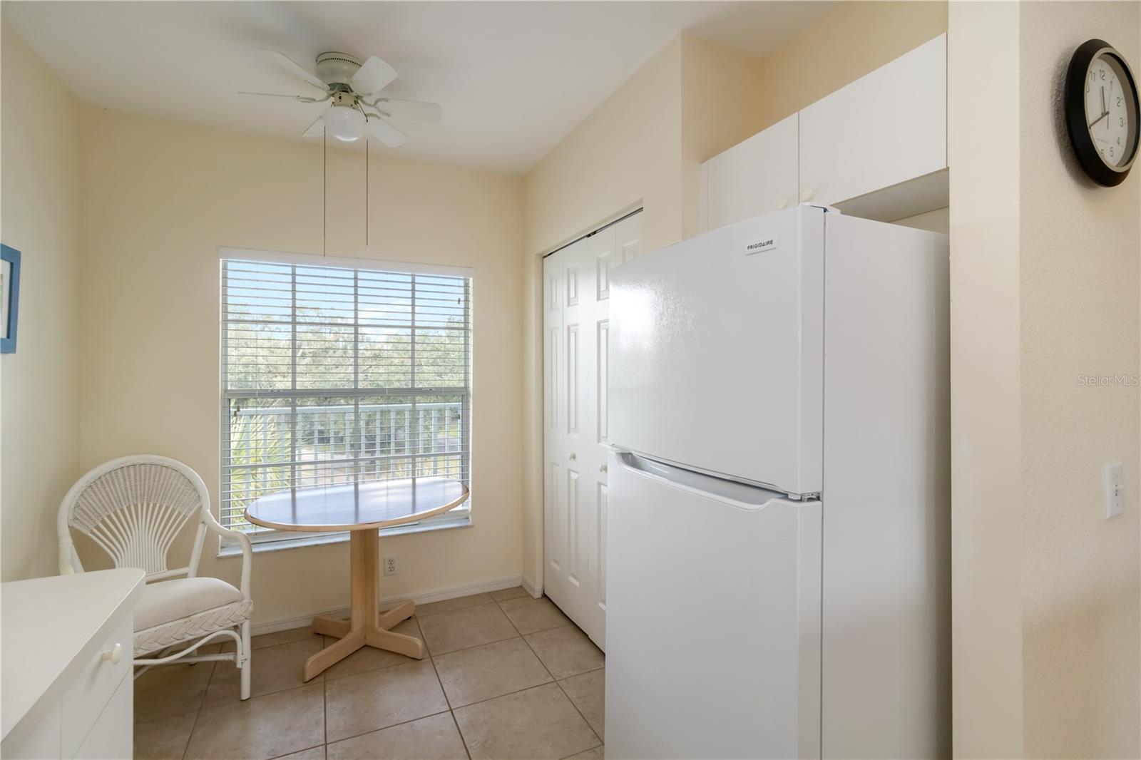 Image 9 of 35 For 19385 Water Oak Drive 302