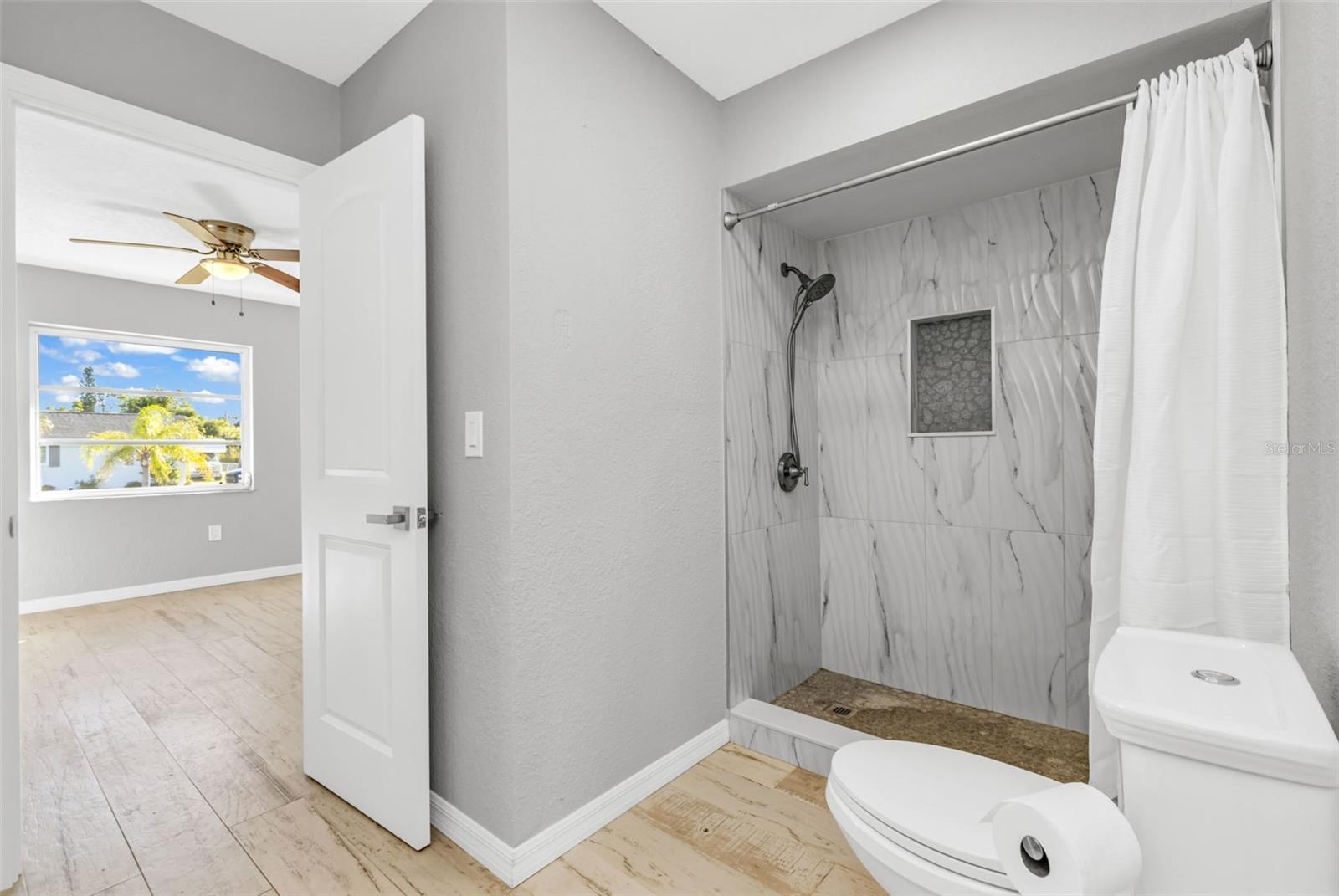 Image 13 of 36 For 2810 9th Street