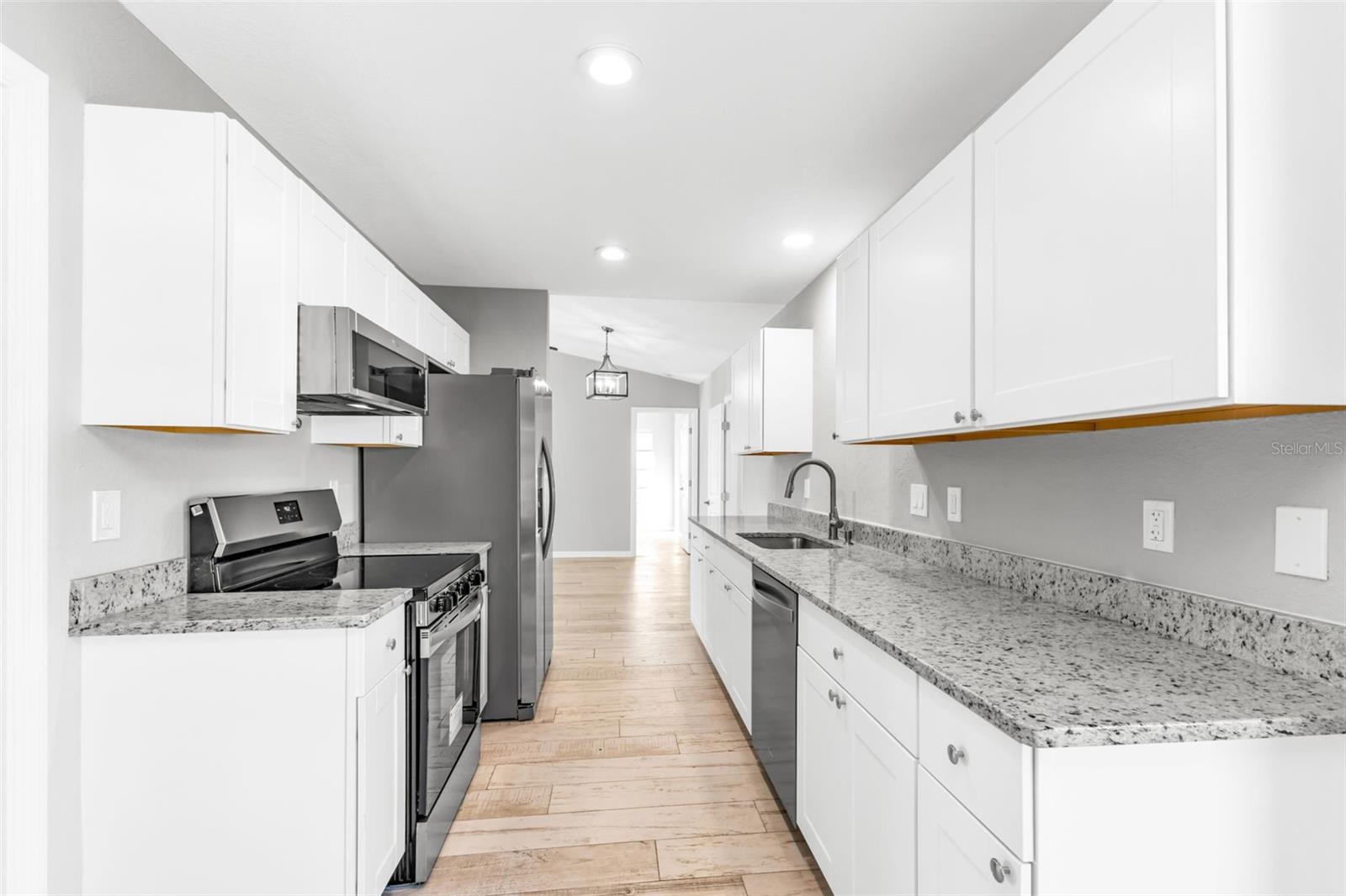 Image 20 of 36 For 2810 9th Street