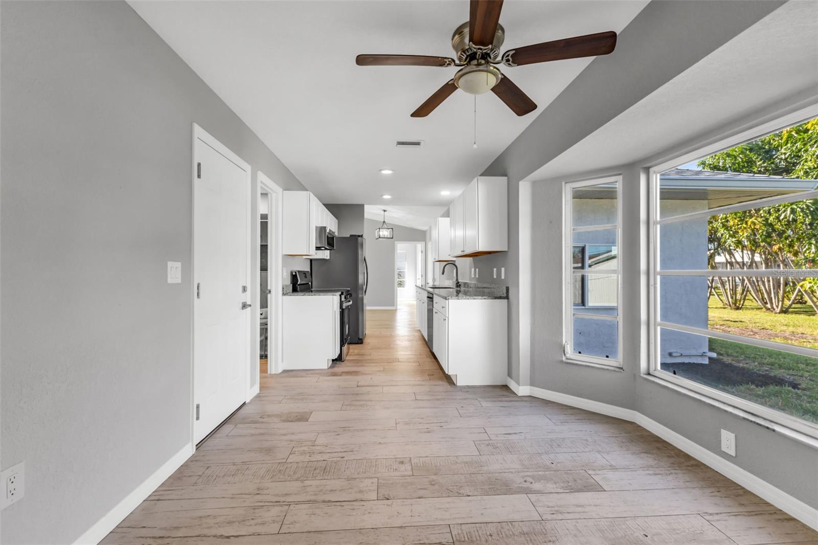 Image 21 of 36 For 2810 9th Street