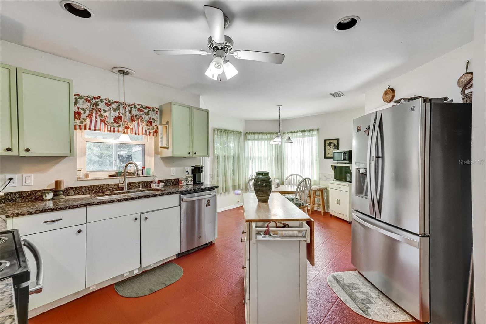 Image 15 of 37 For 735 Indus Road