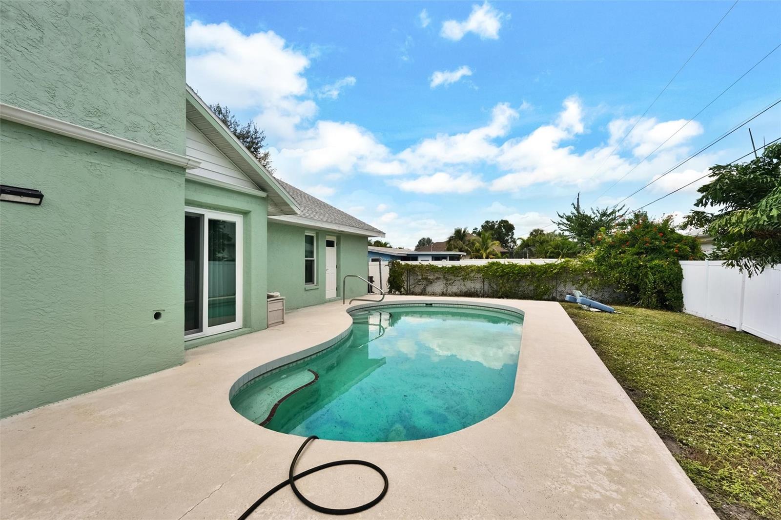 Image 36 of 37 For 735 Indus Road