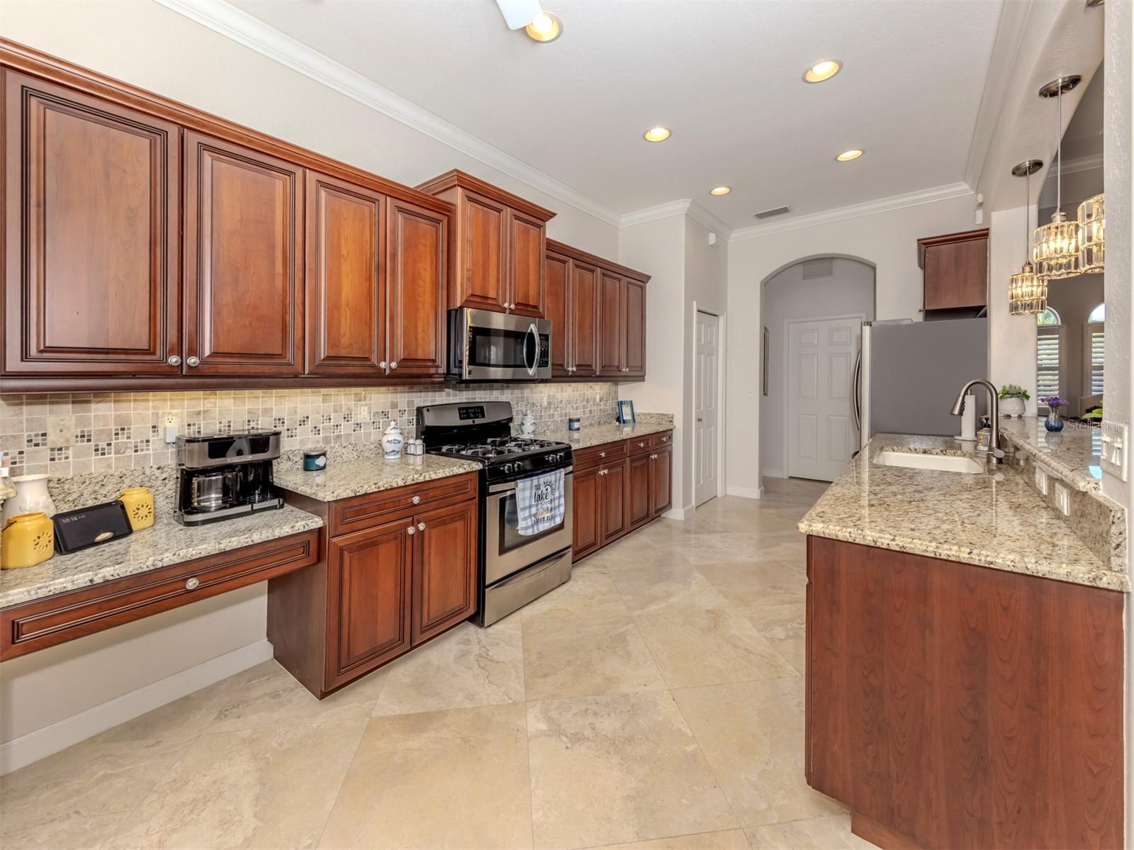 Image 13 of 81 For 249 Montelluna Drive