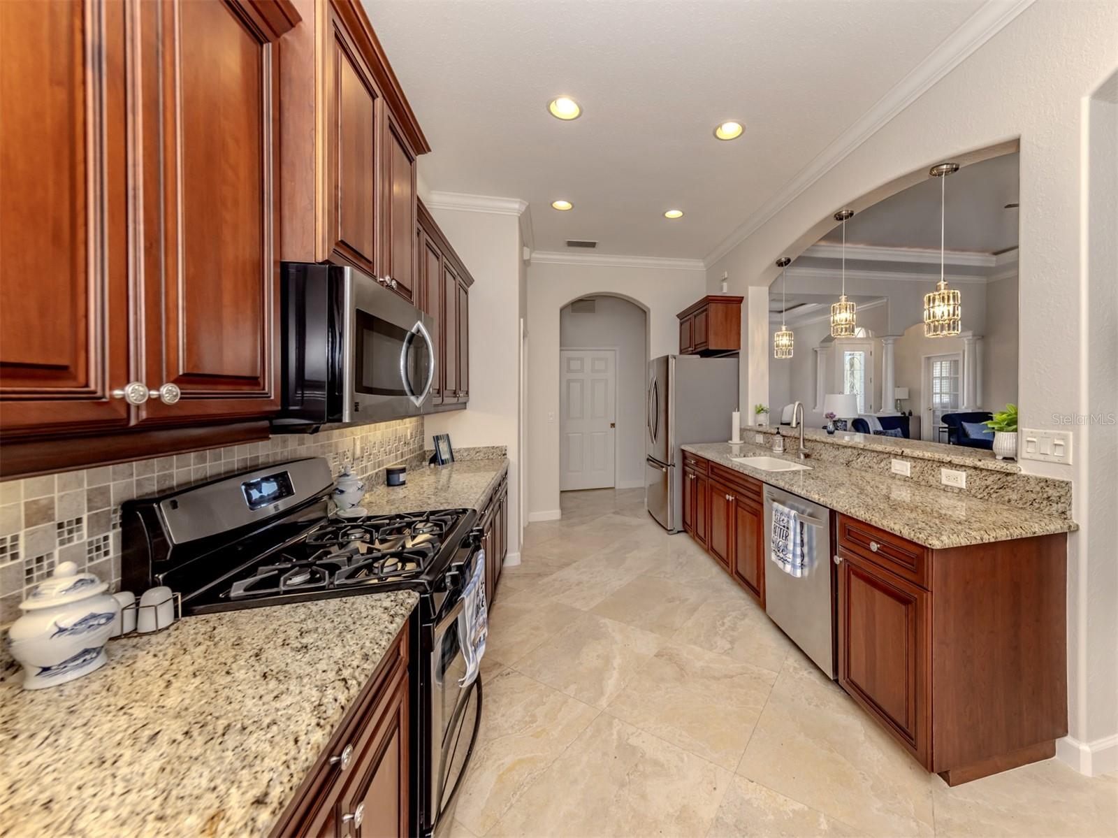 Image 14 of 81 For 249 Montelluna Drive