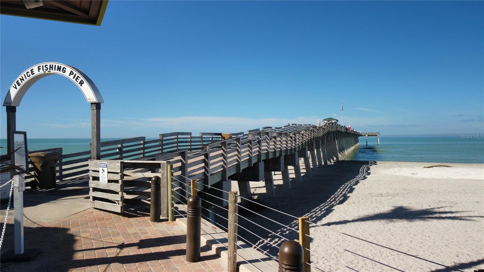 Image 37 of 40 For 1339 Cambridge Drive