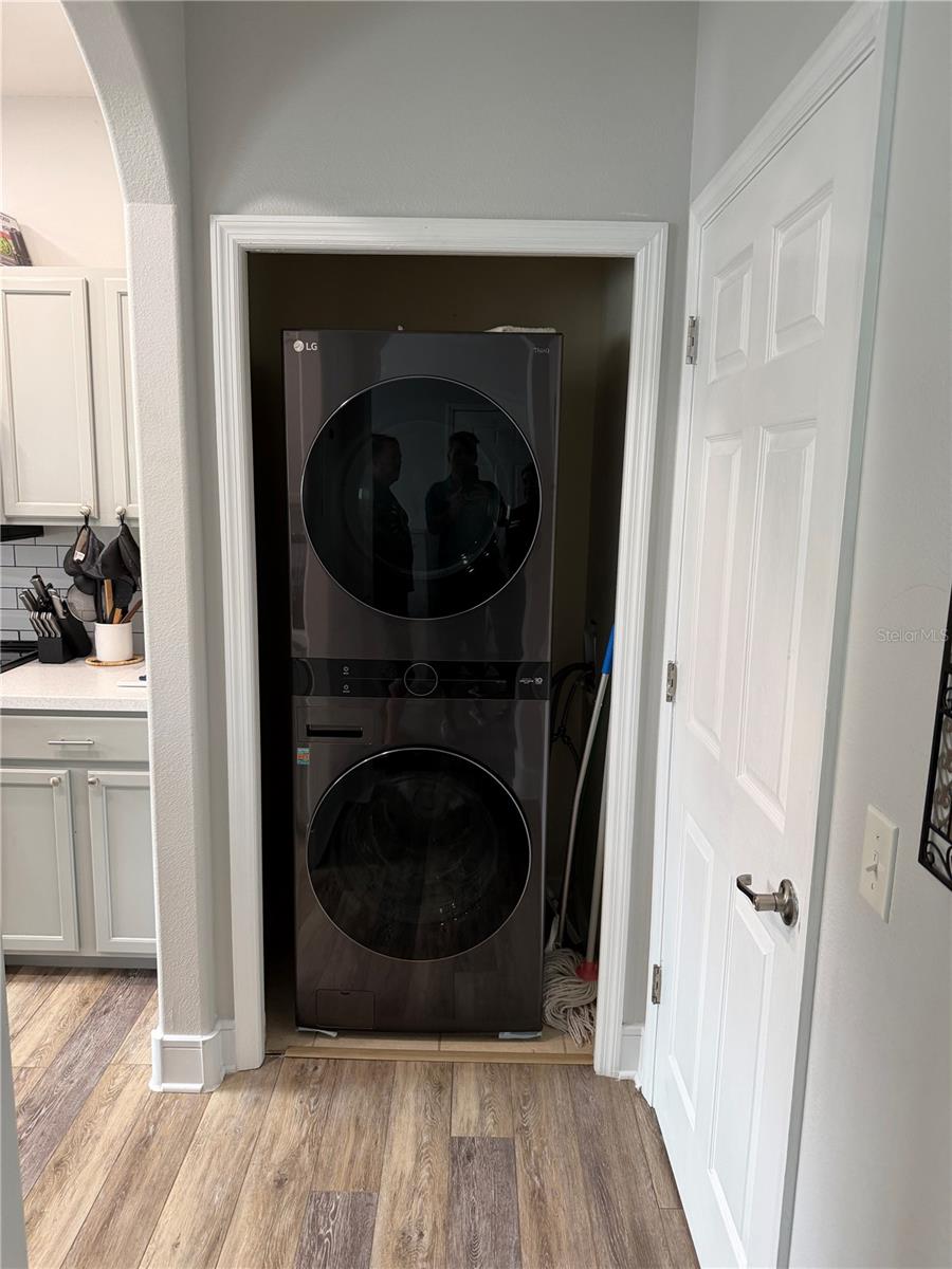 Image 7 of 32 For 20705 Mountain Whistler Avenue