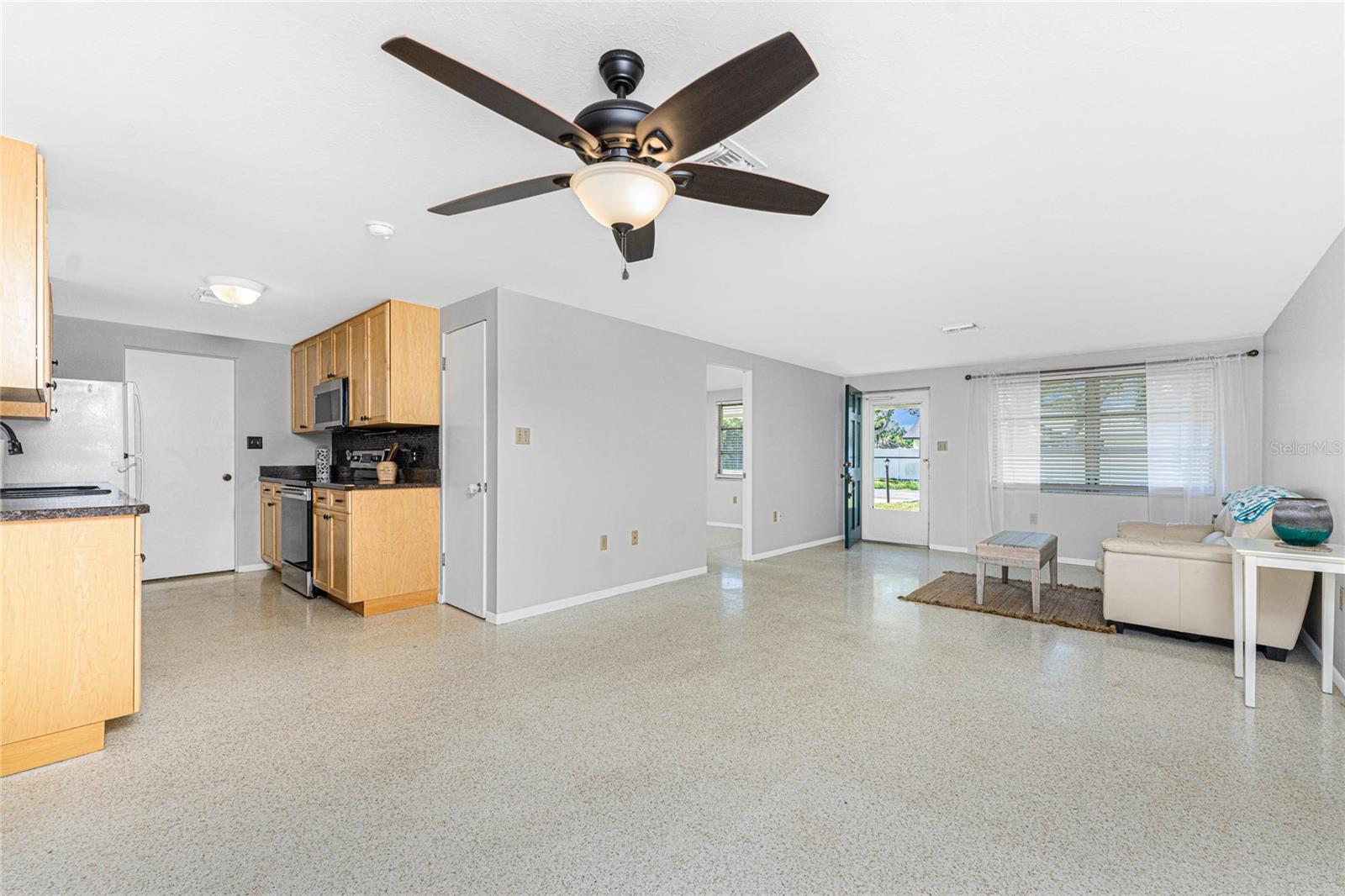 Image 18 of 61 For 3565 Sterling Road