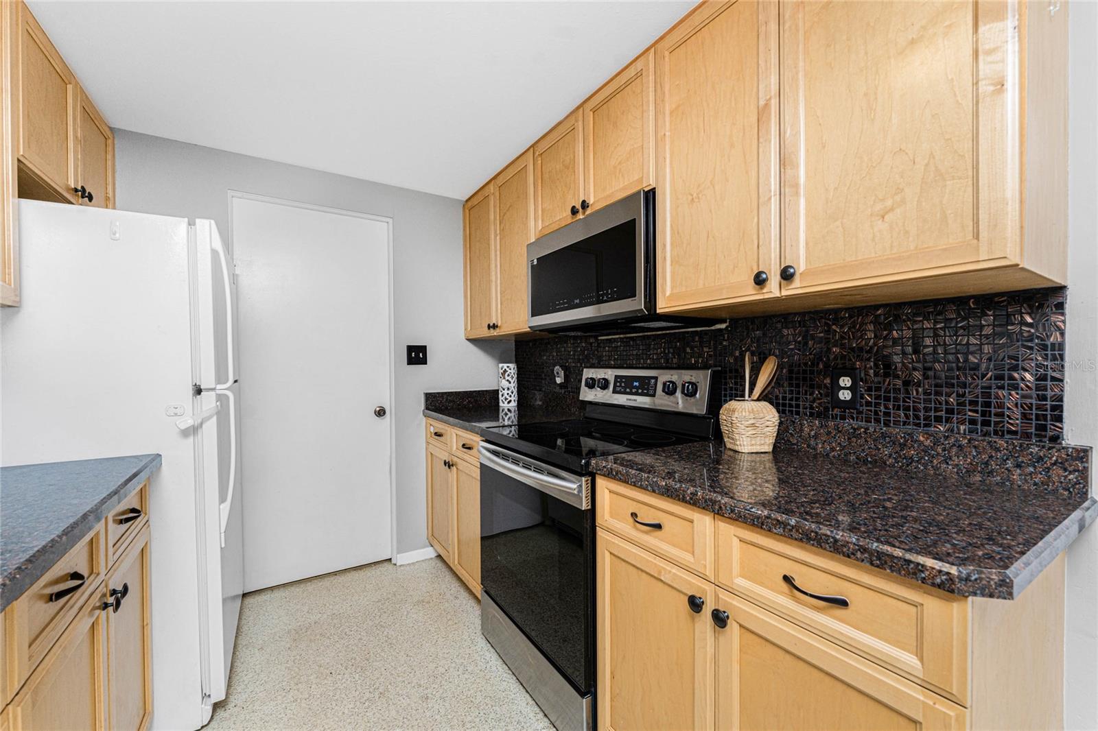 Image 21 of 61 For 3565 Sterling Road