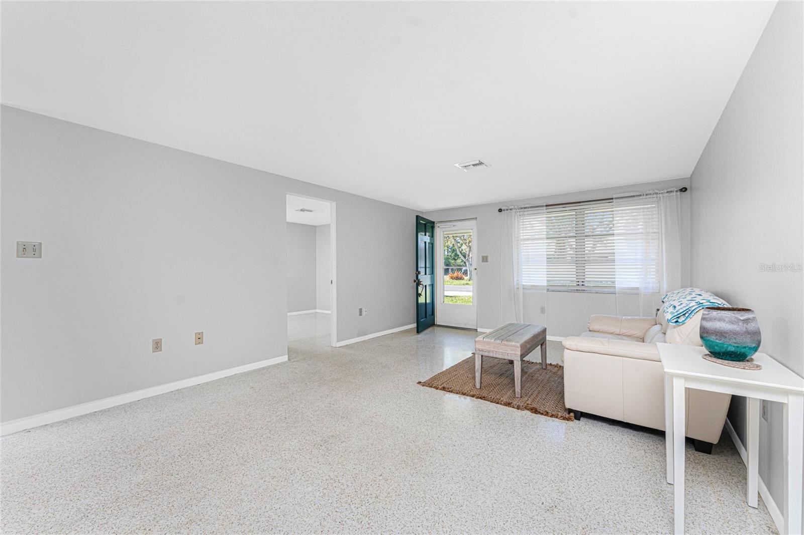 Image 8 of 61 For 3565 Sterling Road