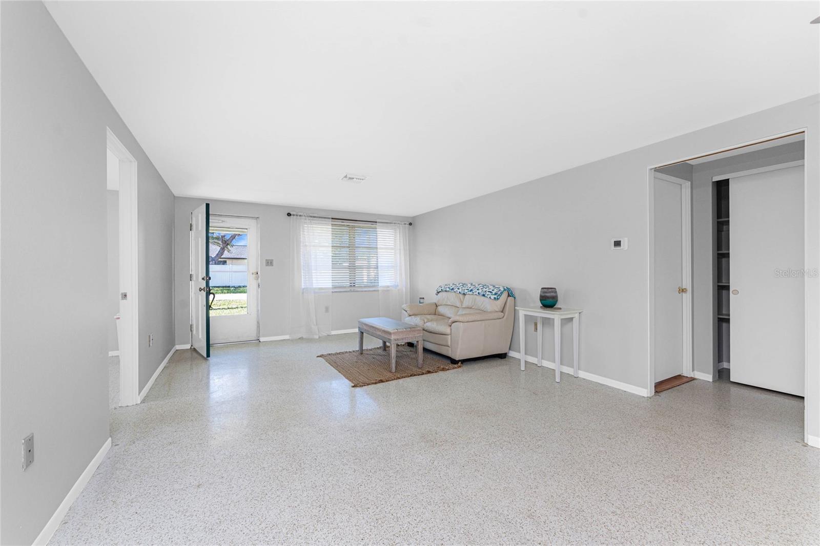 Image 9 of 61 For 3565 Sterling Road