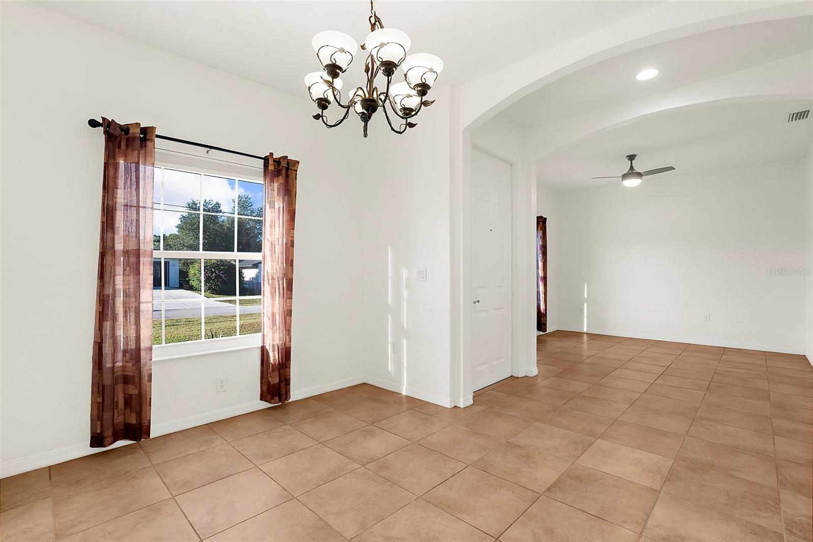 Image 11 of 45 For 5034 Jody Avenue