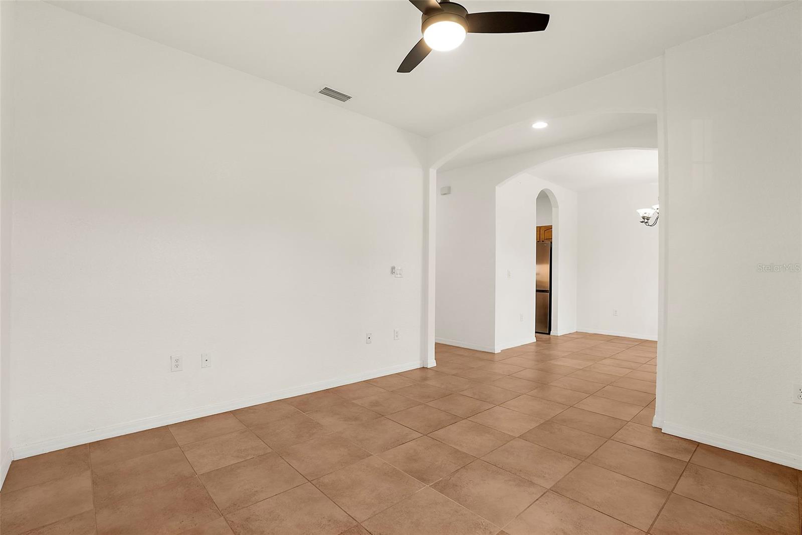 Image 12 of 45 For 5034 Jody Avenue