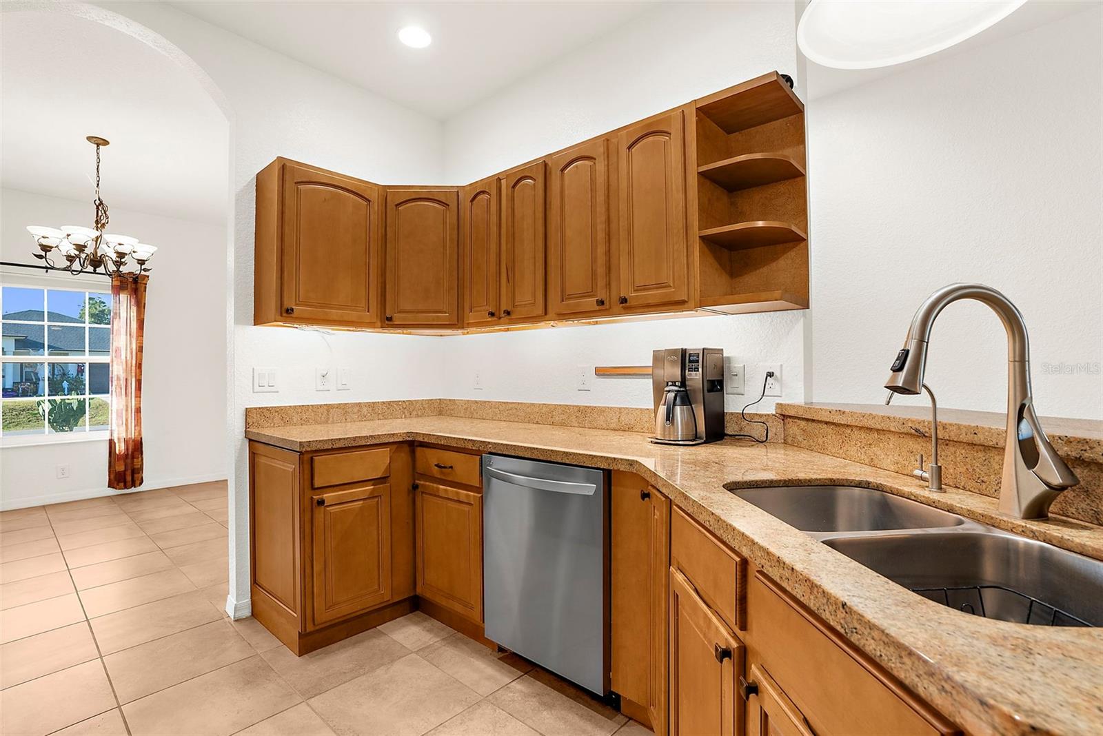 Image 19 of 45 For 5034 Jody Avenue