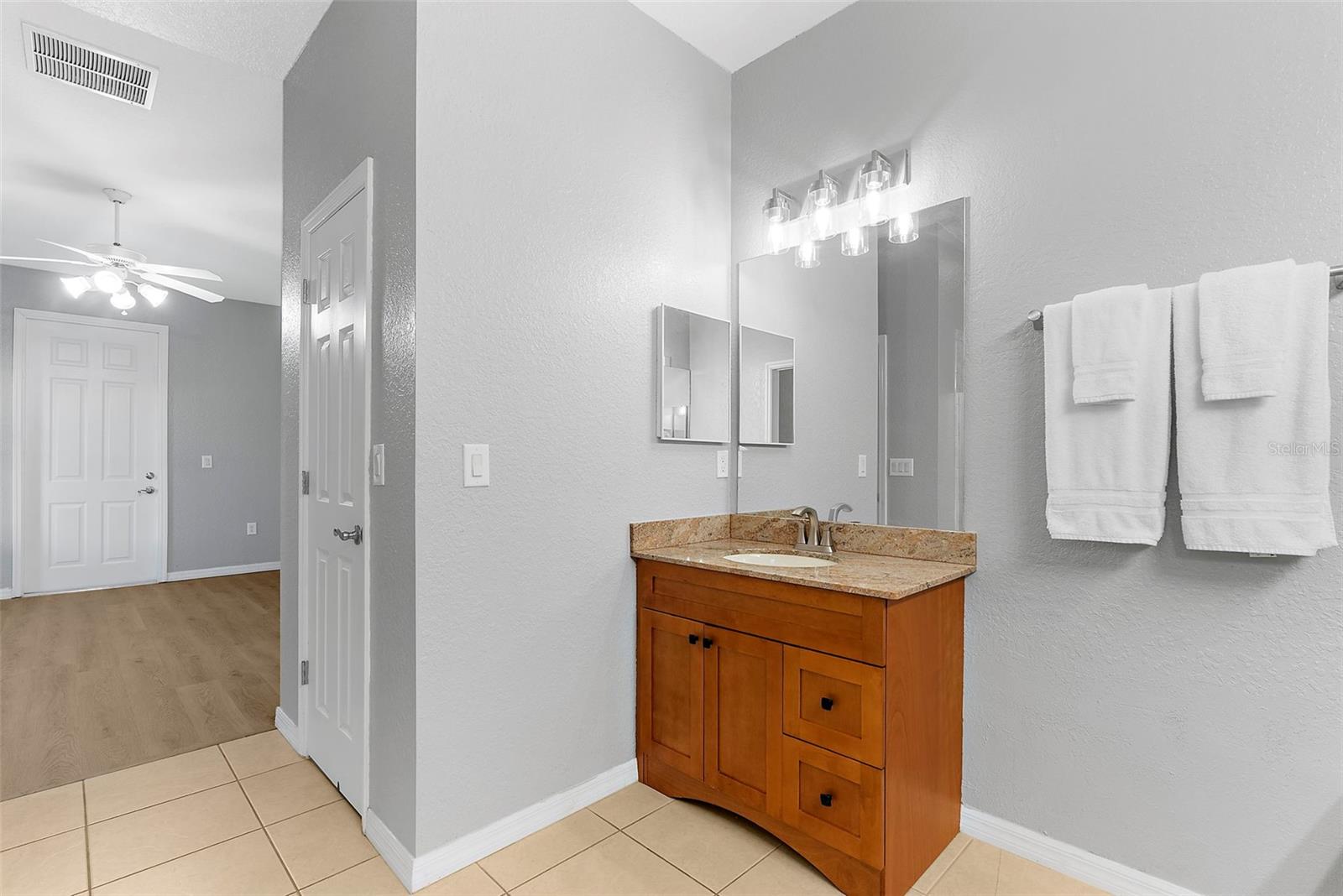 Image 27 of 45 For 5034 Jody Avenue