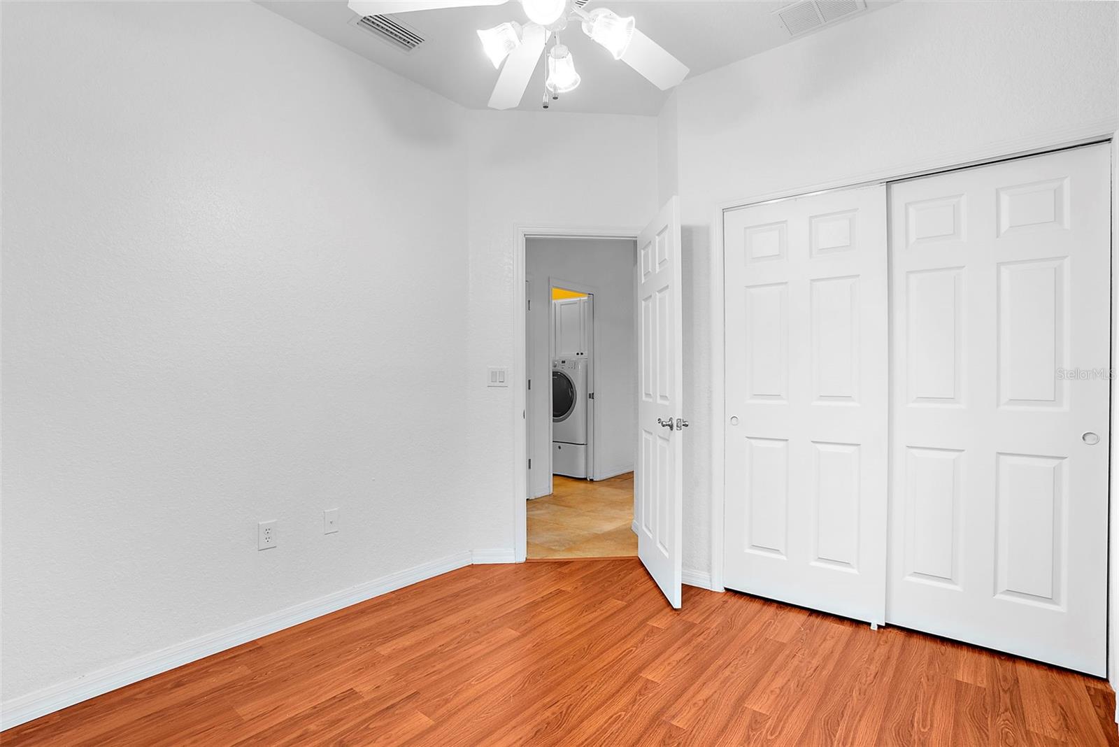 Image 33 of 45 For 5034 Jody Avenue