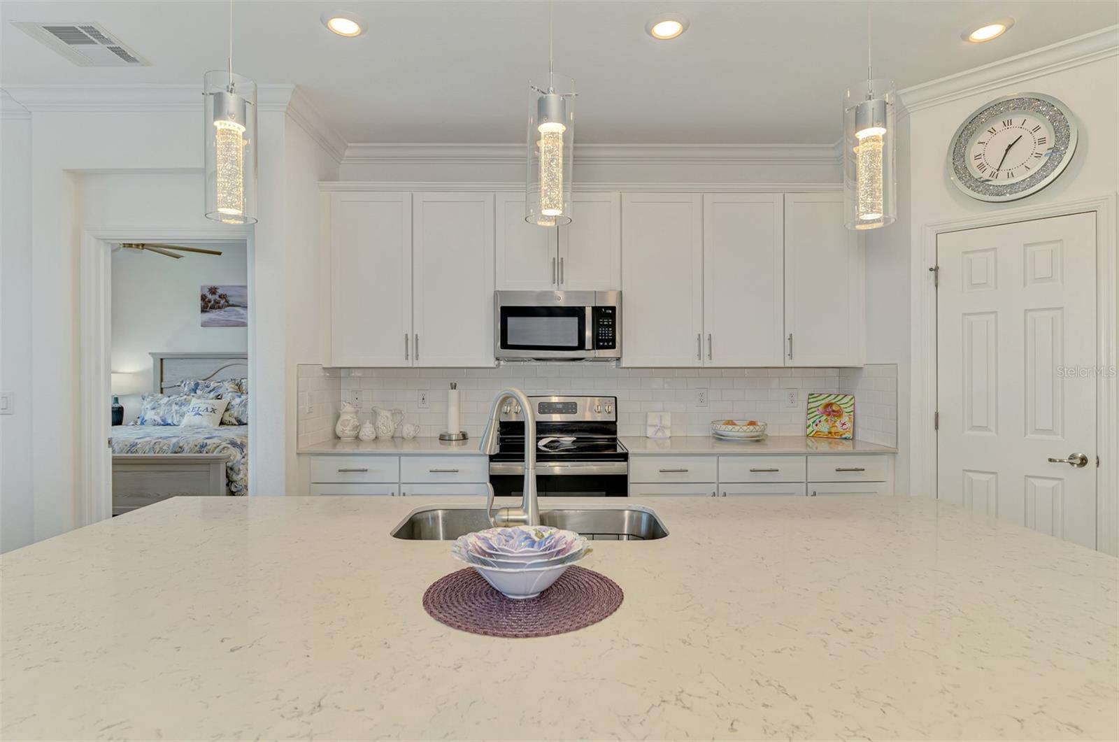 Image 24 of 92 For 10213 Staggerbush Drive 202