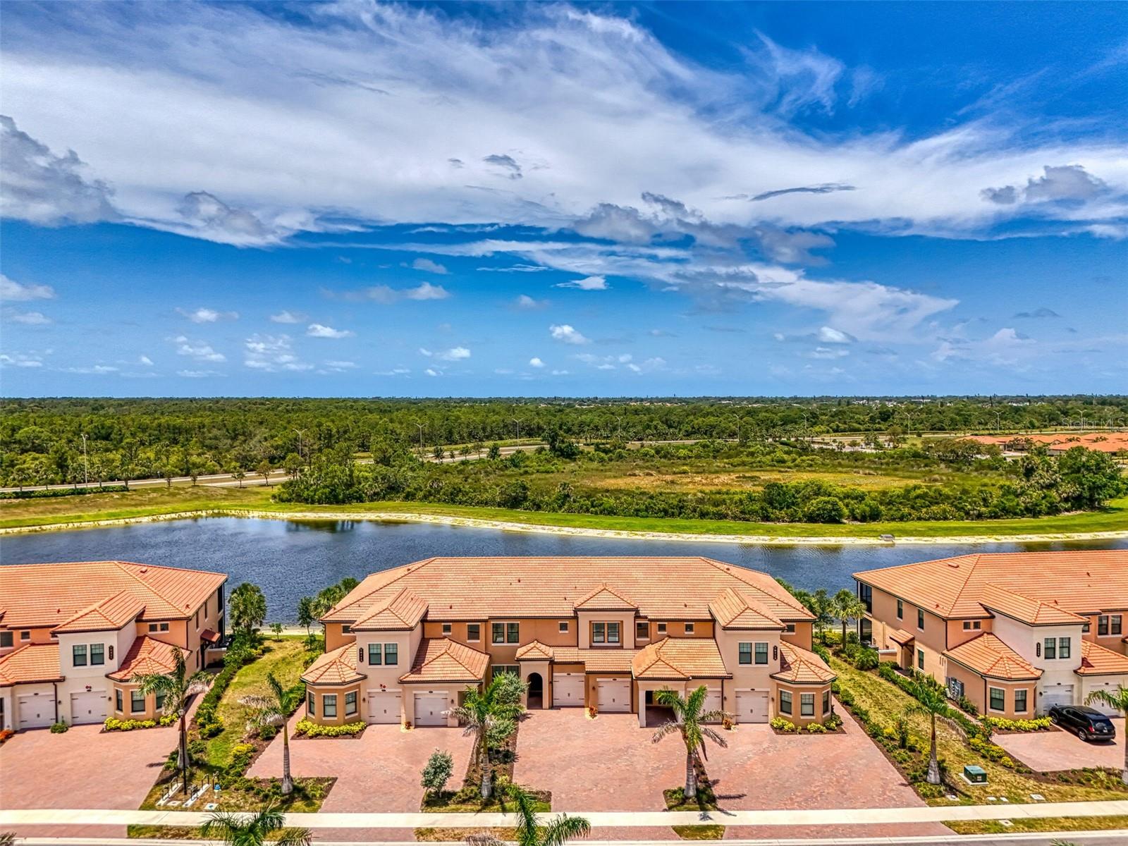 Image 3 of 92 For 10213 Staggerbush Drive 202