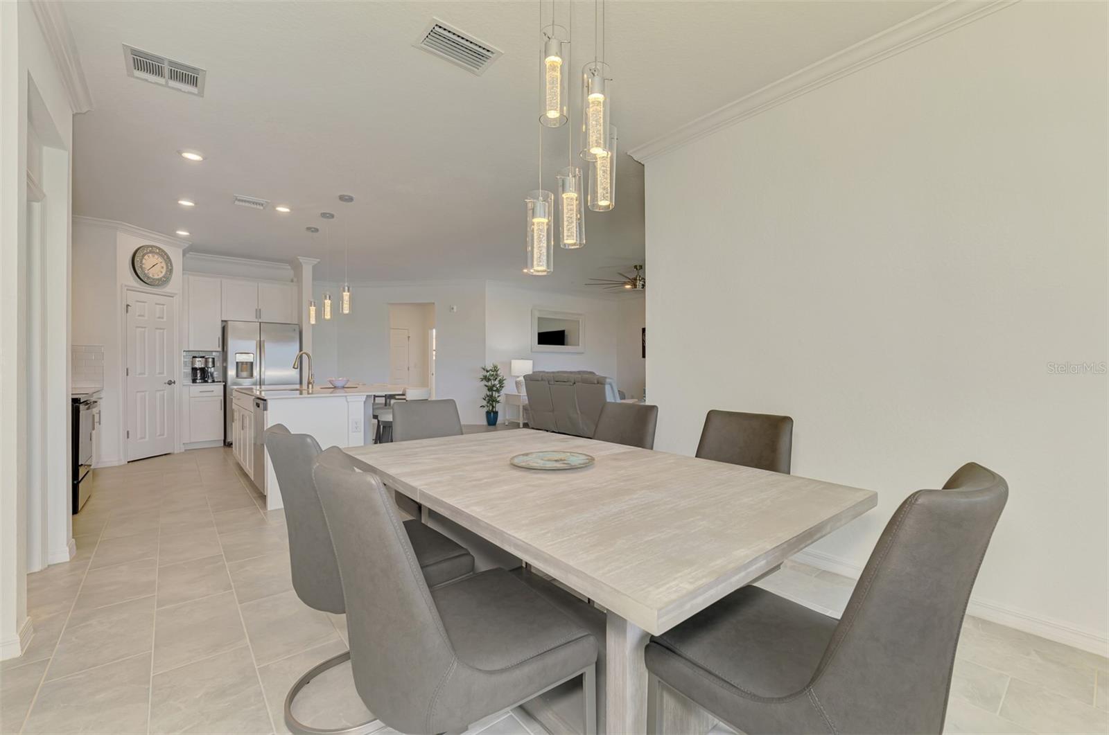 Image 30 of 92 For 10213 Staggerbush Drive 202