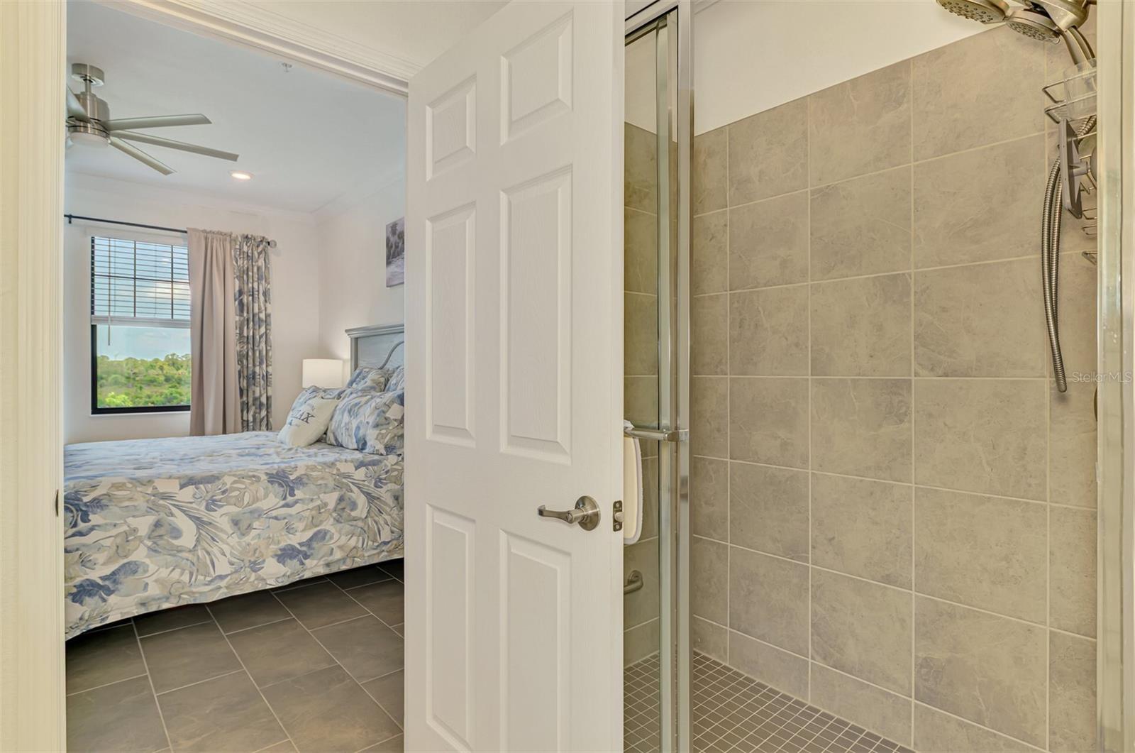 Image 38 of 92 For 10213 Staggerbush Drive 202