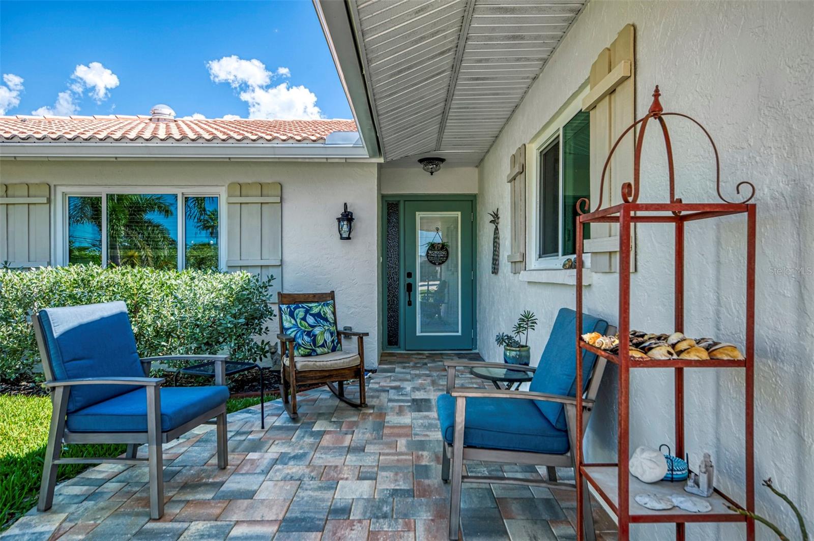 Image 6 of 100 For 829 Harbor Drive S