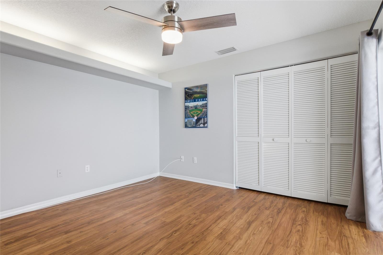 Image 29 of 43 For 1032 Harbor Town Drive