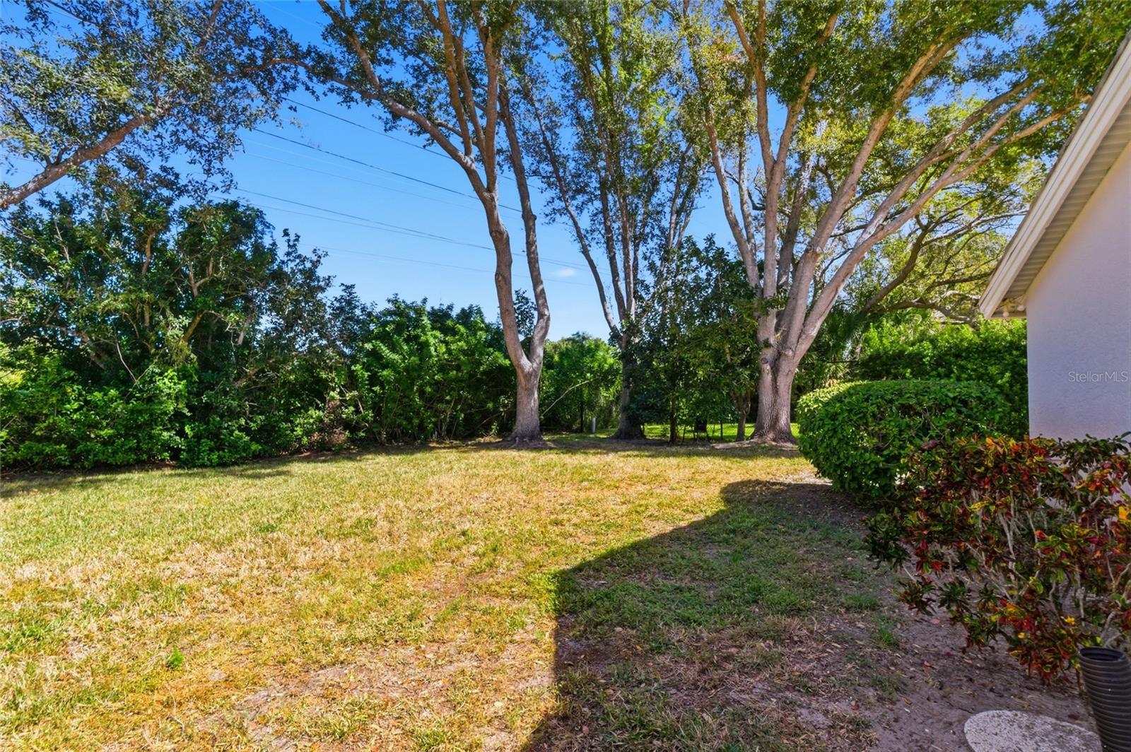 Image 42 of 43 For 1032 Harbor Town Drive