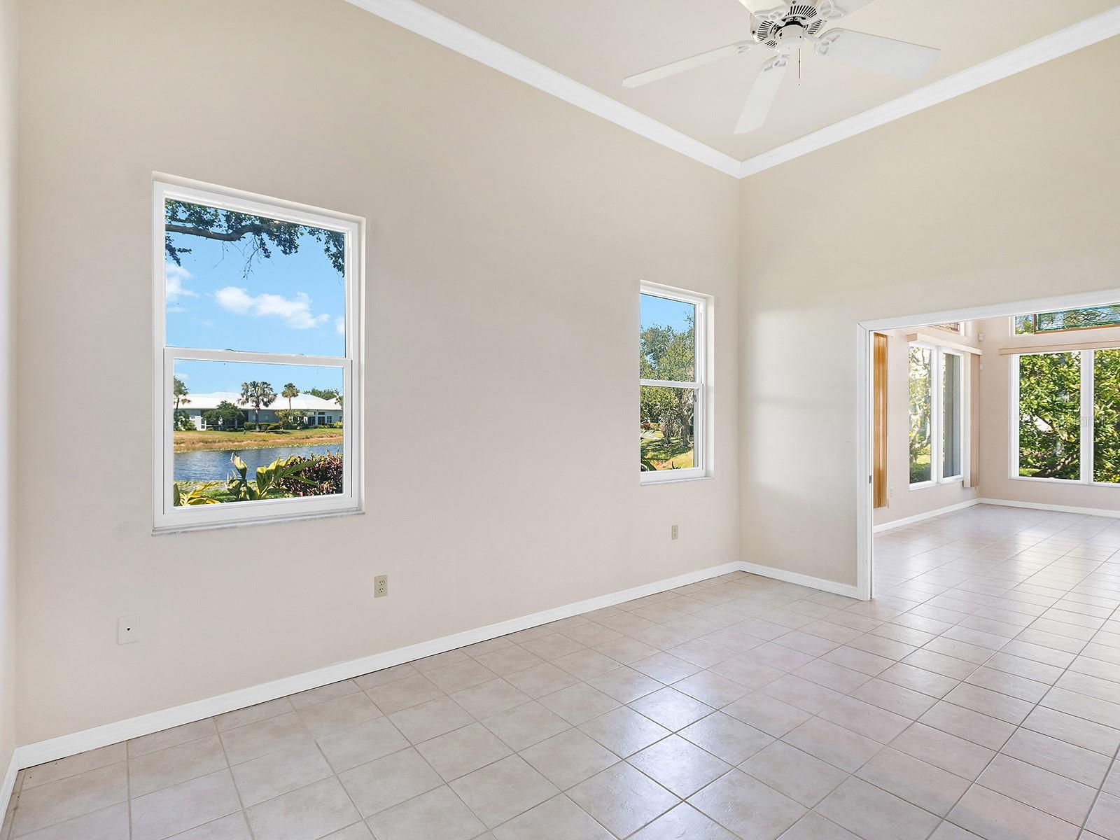Image 20 of 45 For 643 Crossfield Circle 13