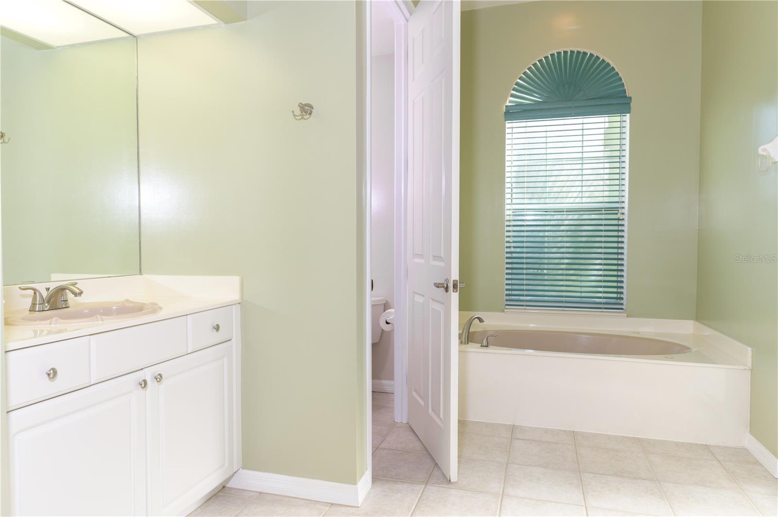 Image 14 of 44 For 4231 Eagle Nest Court