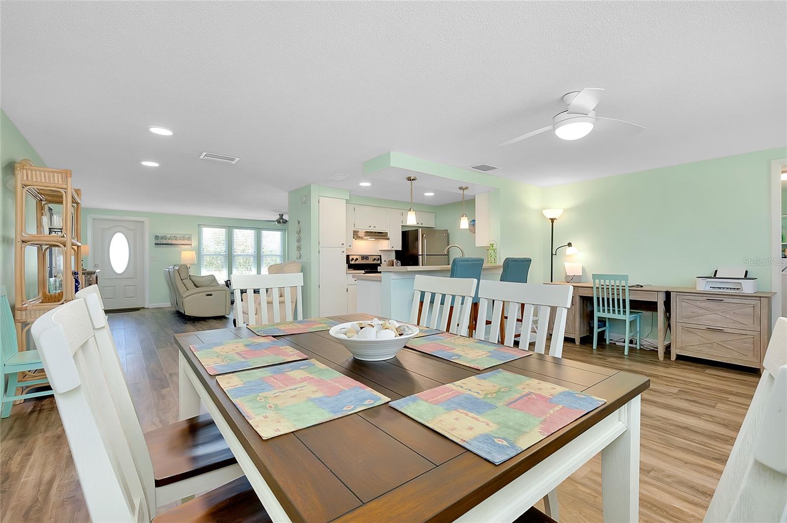 Image 17 of 48 For 616 Circlewood Drive S2-14