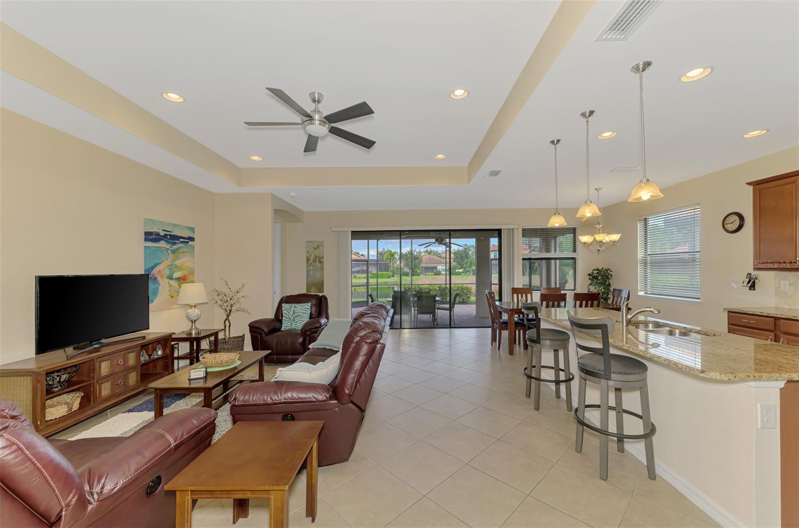 Image 12 of 69 For 1050 Bluffwood Drive
