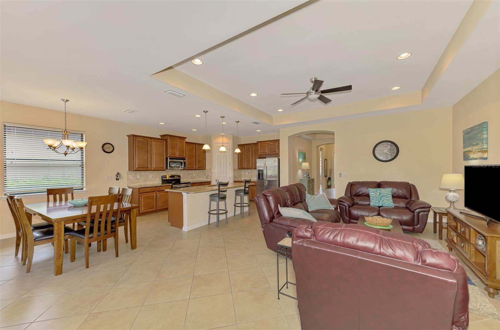 Image 14 of 69 For 1050 Bluffwood Drive