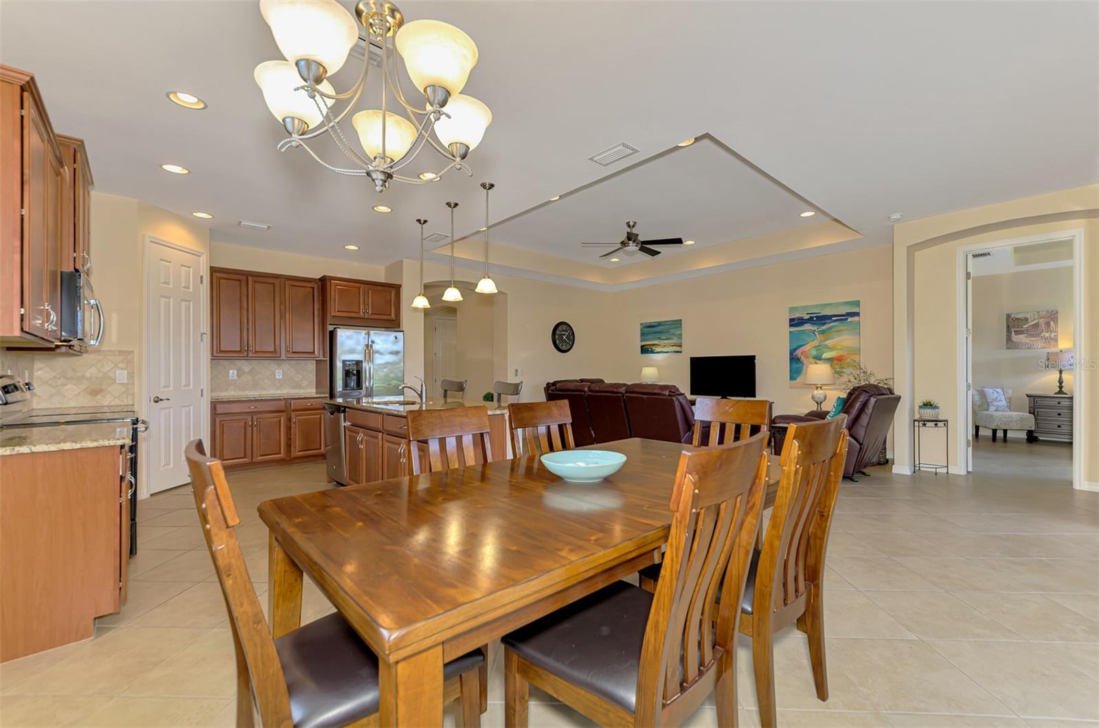 Image 16 of 69 For 1050 Bluffwood Drive