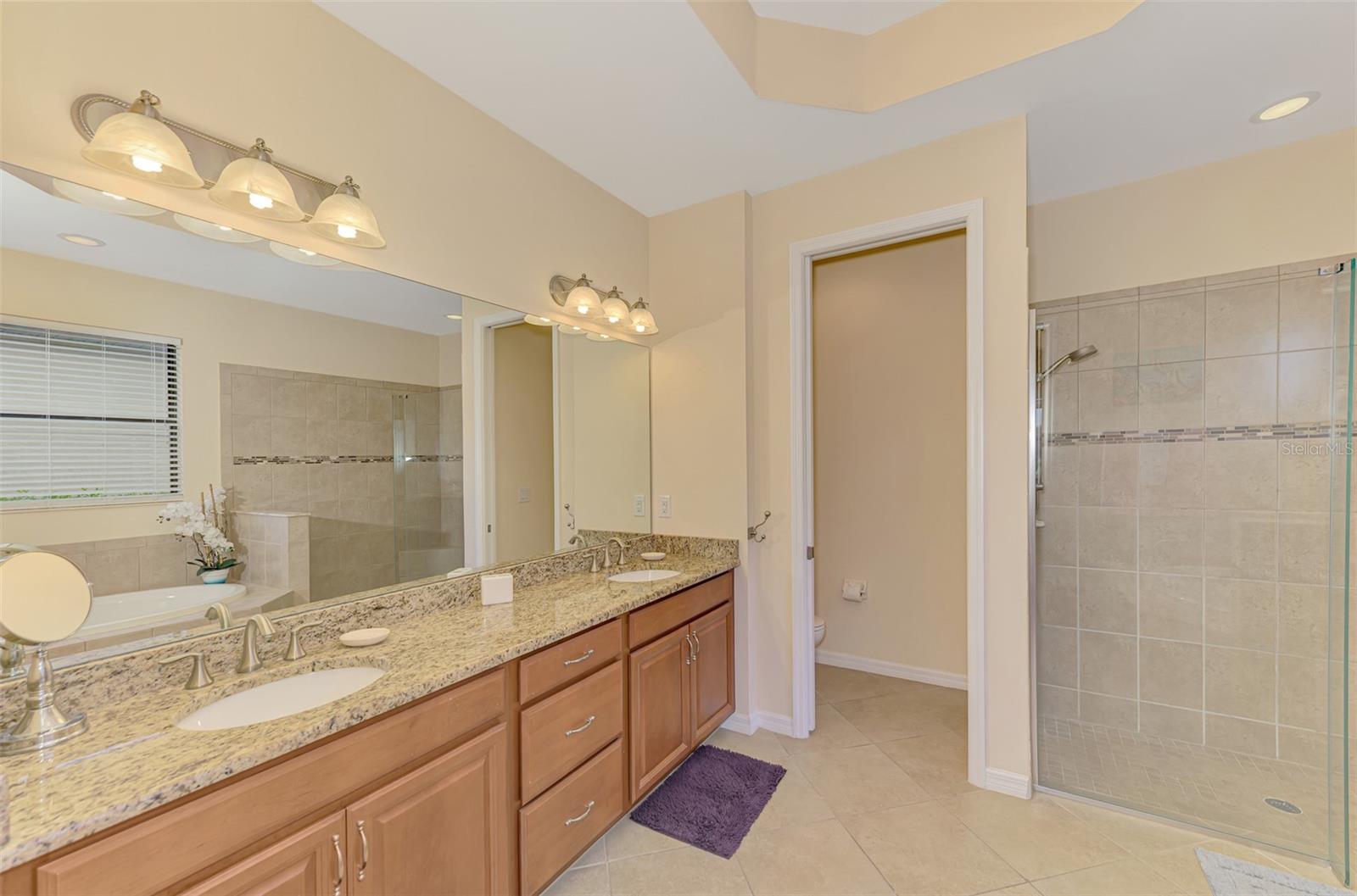 Image 31 of 69 For 1050 Bluffwood Drive
