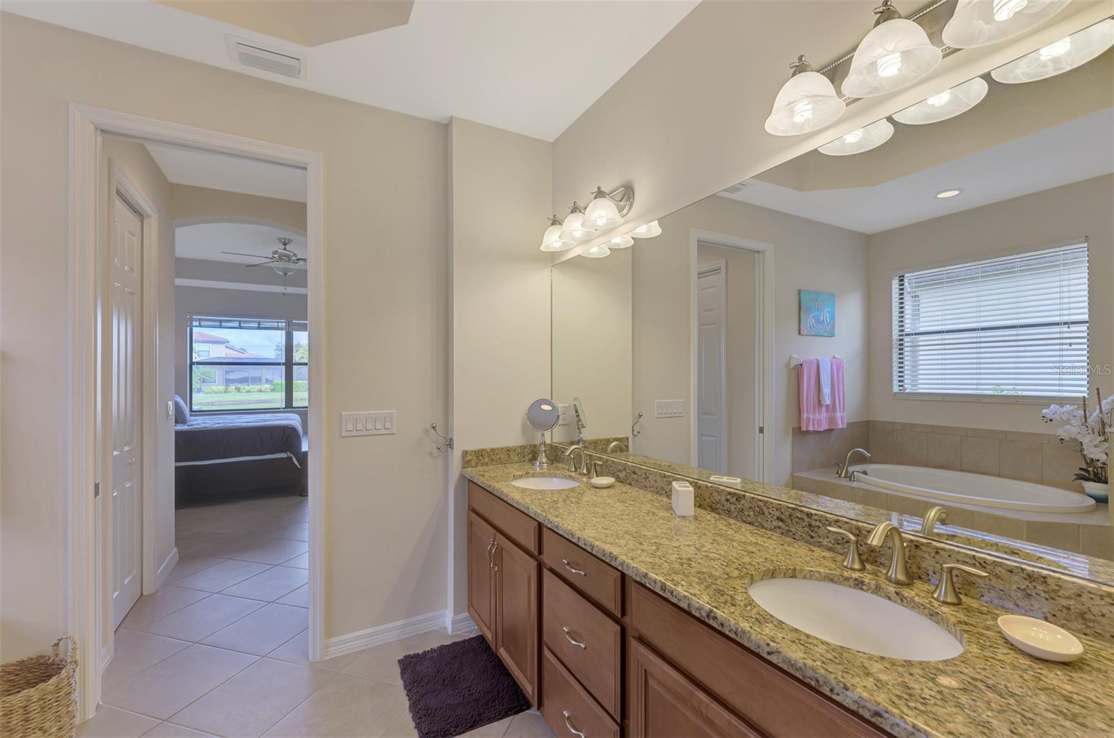 Image 34 of 69 For 1050 Bluffwood Drive