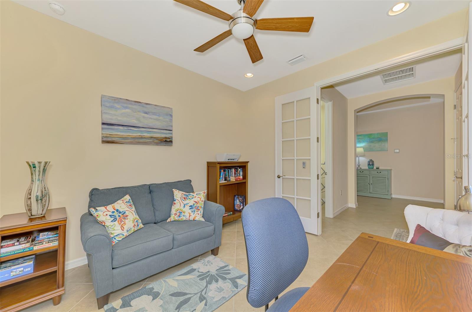 Image 44 of 69 For 1050 Bluffwood Drive