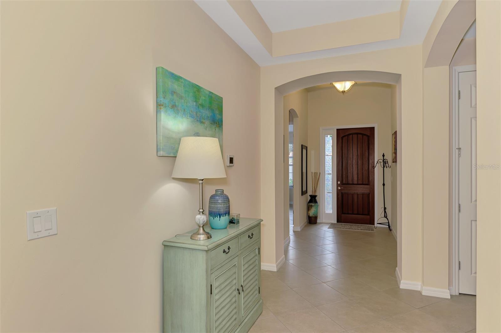 Image 6 of 69 For 1050 Bluffwood Drive