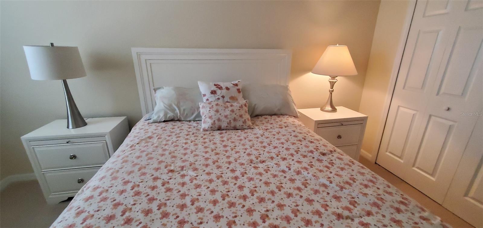 Image 10 of 34 For 20229 Lagente Circle