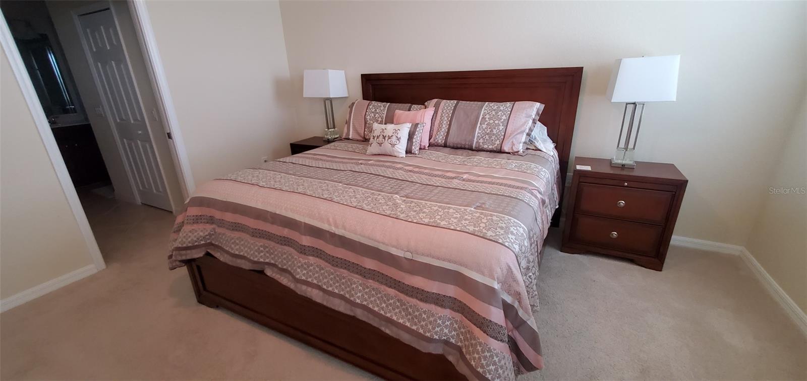 Image 19 of 34 For 20229 Lagente Circle