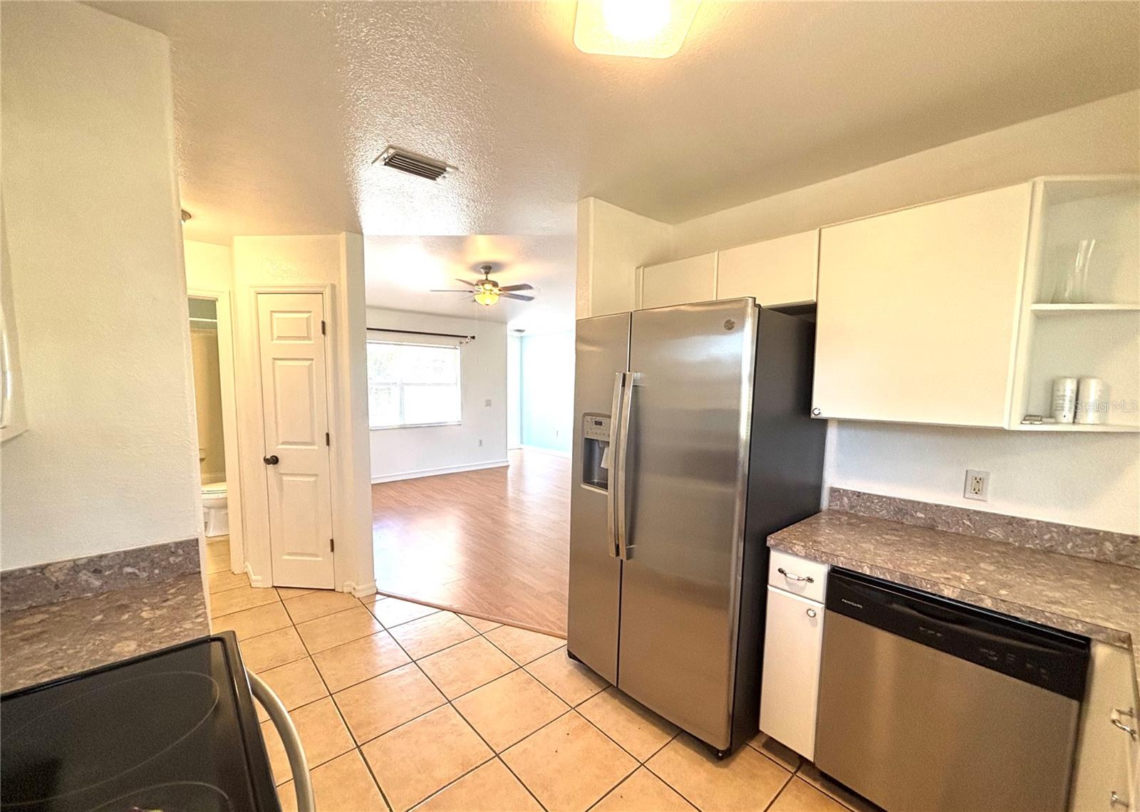 Image 13 of 41 For 1114 Narramore Street