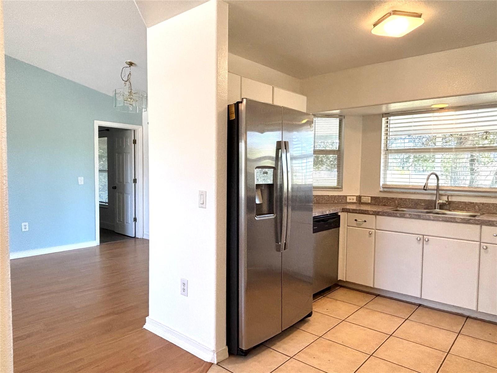 Image 14 of 41 For 1114 Narramore Street