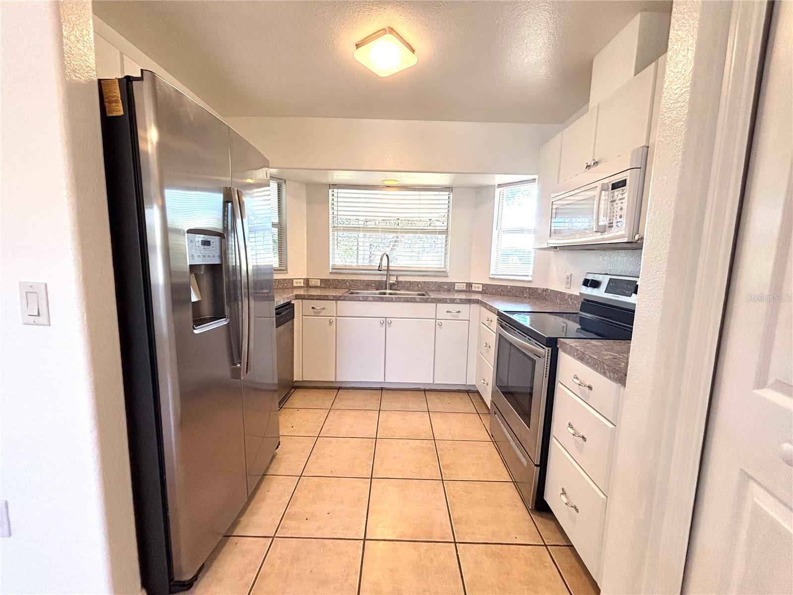 Image 15 of 41 For 1114 Narramore Street