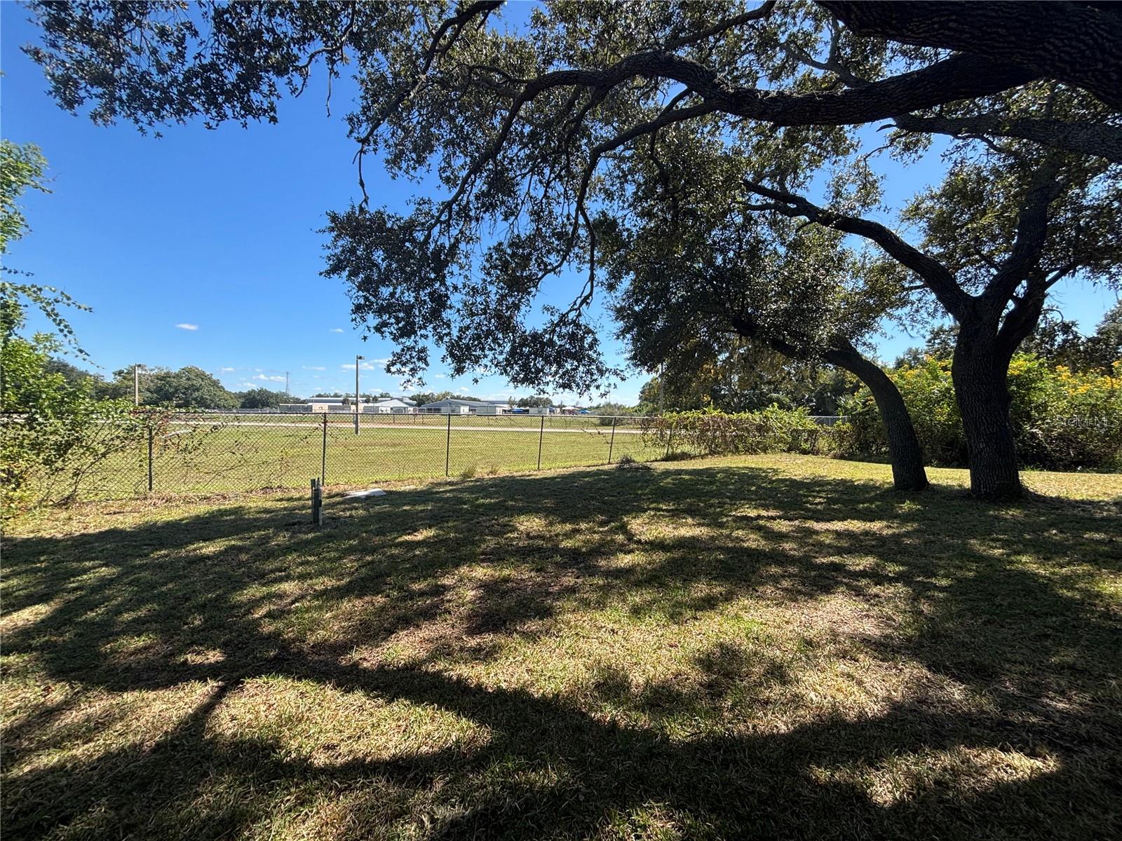 Image 29 of 41 For 1114 Narramore Street