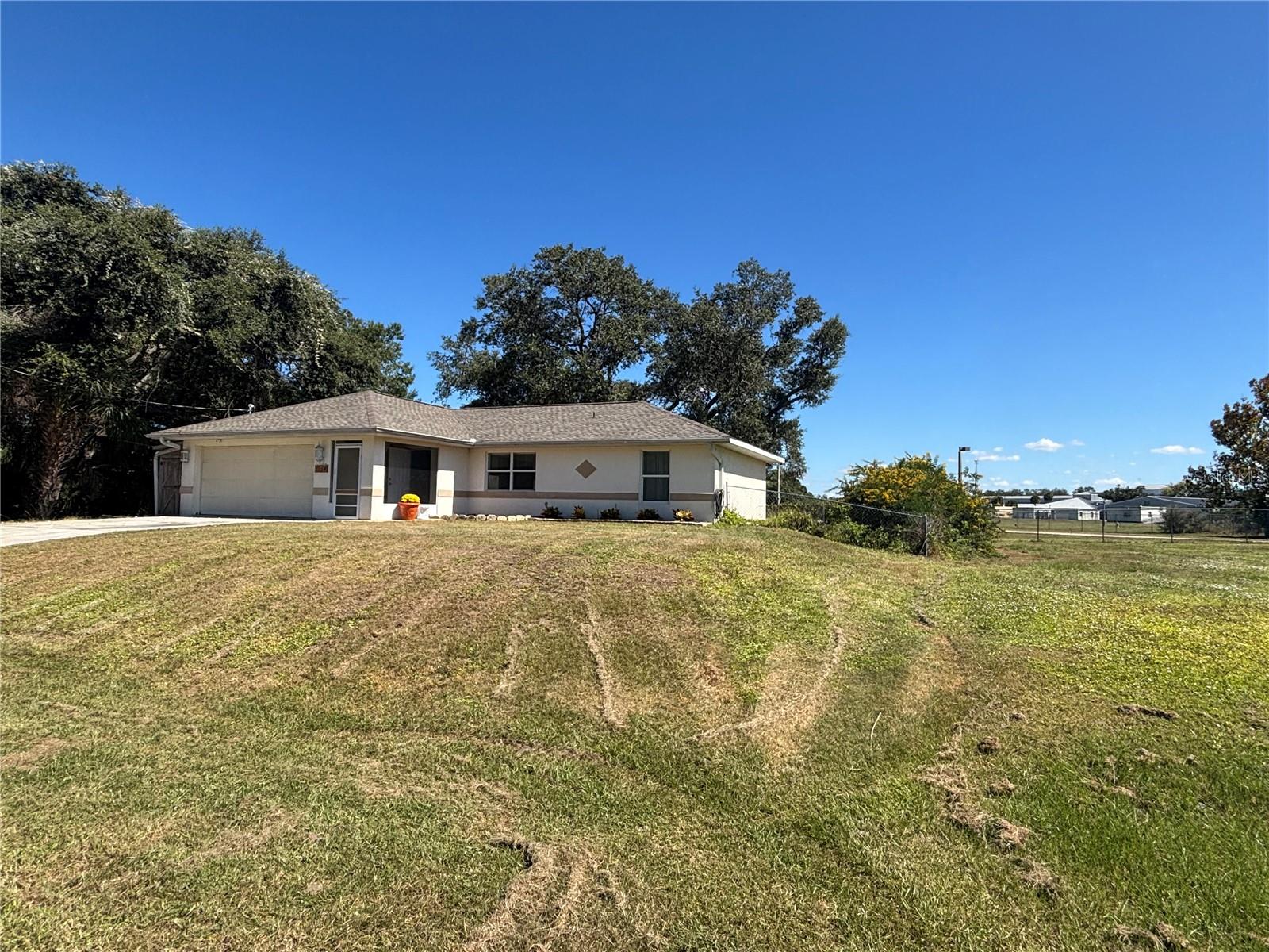 Image 38 of 41 For 1114 Narramore Street