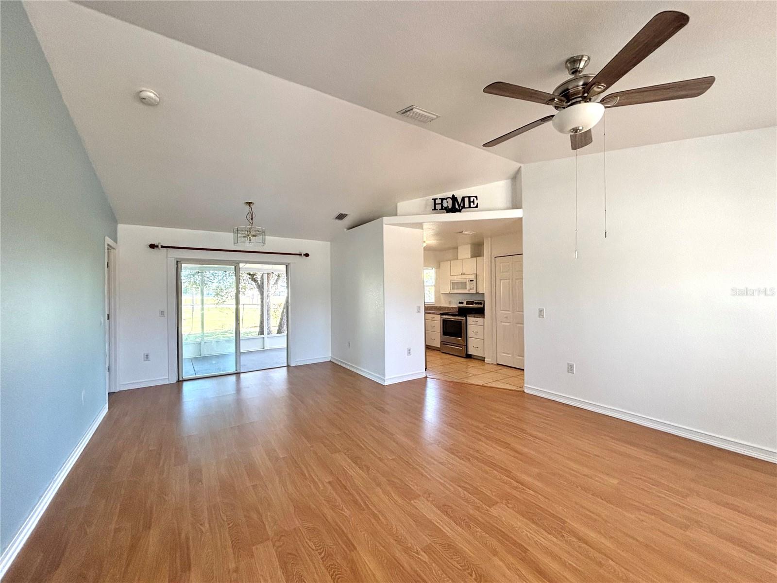 Image 4 of 41 For 1114 Narramore Street