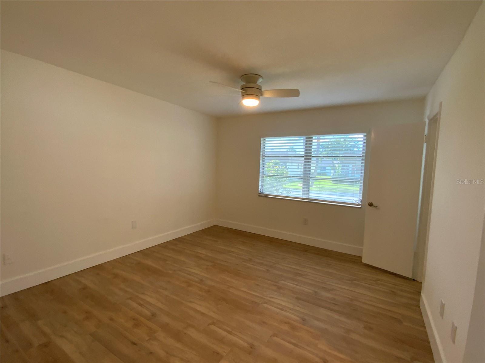 Image 10 of 20 For 2617 Riverbluff Parkway V151