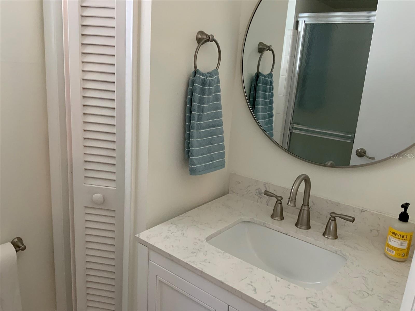 Image 13 of 20 For 2617 Riverbluff Parkway V151