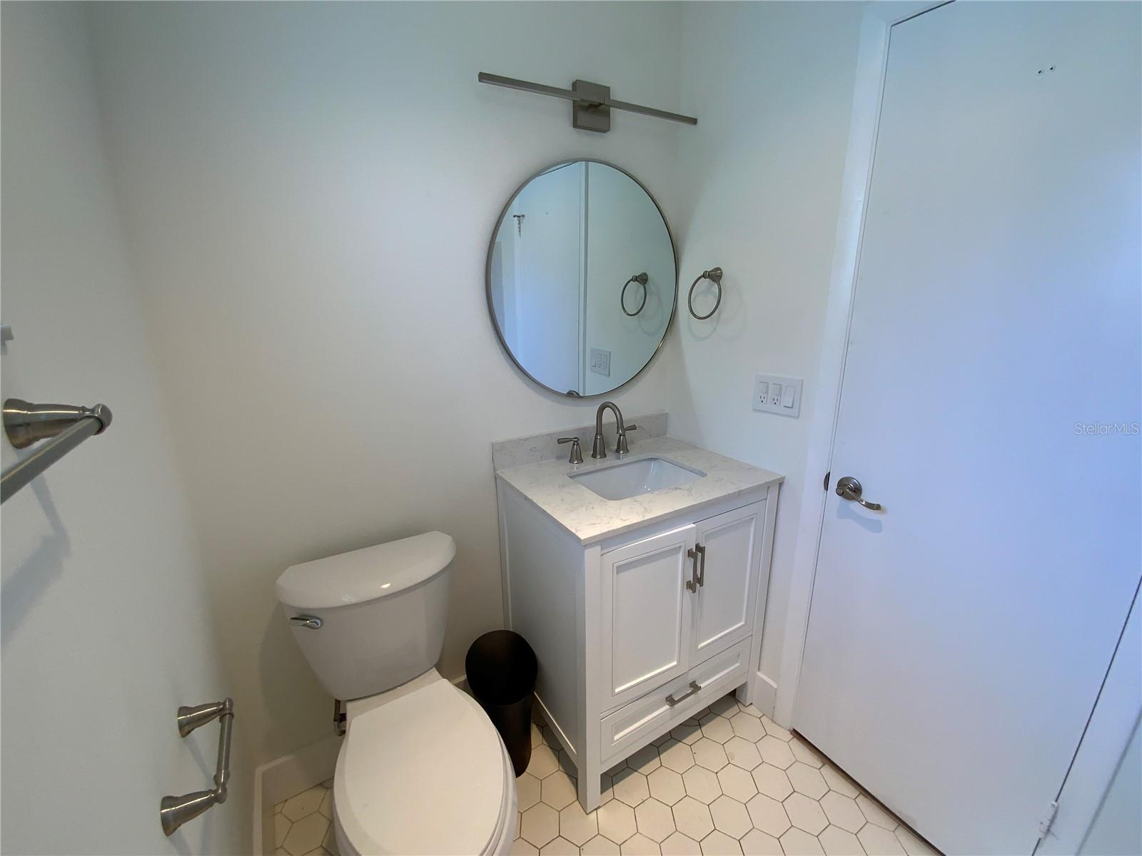 Image 18 of 20 For 2617 Riverbluff Parkway V151