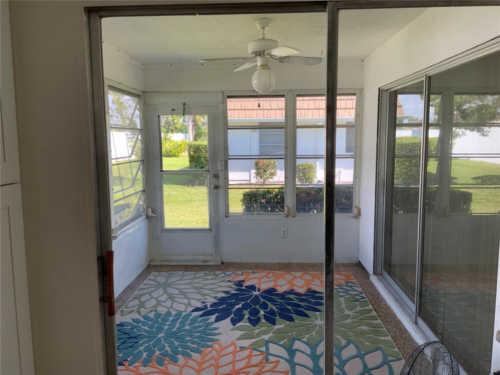 Image 9 of 20 For 2617 Riverbluff Parkway V151