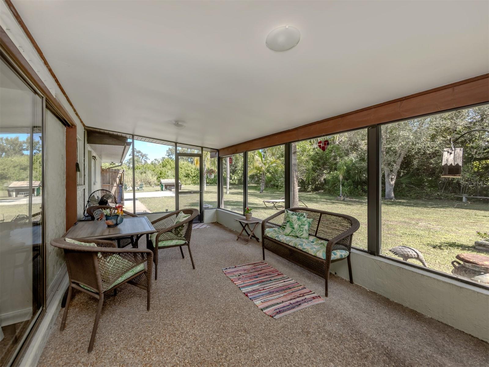 Image 15 of 36 For 1110 Gladstone Boulevard